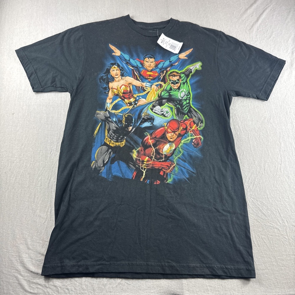 Justice League T-Shirt Large Black Superman Batman Wonder Women Lantern NWD READ
